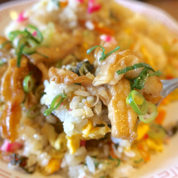 ホルモンチャーハン