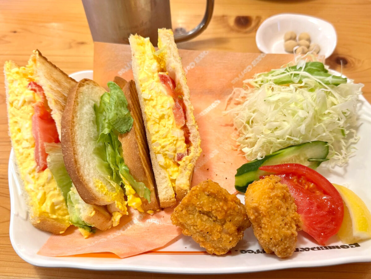 たまとまレタスサンド〔ドリンク料金＋730円〕＆アイスコーヒー（520円）