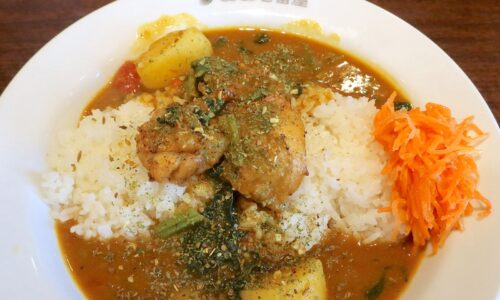ケララって知ってる？ ココイチの限定・ケララチキンスパイスカレー＋ハーフほうれん草