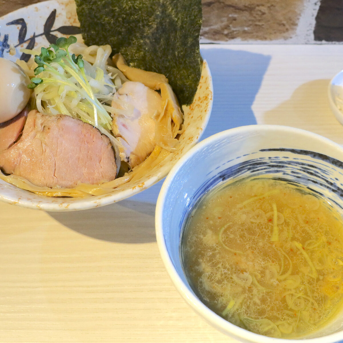 鶏塩つけそば（980円）＋味たま（150円）