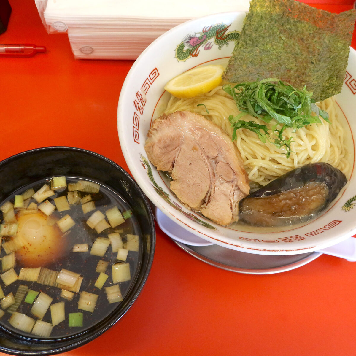 昆布水つけ麺（１,350円）＋味玉（150円）