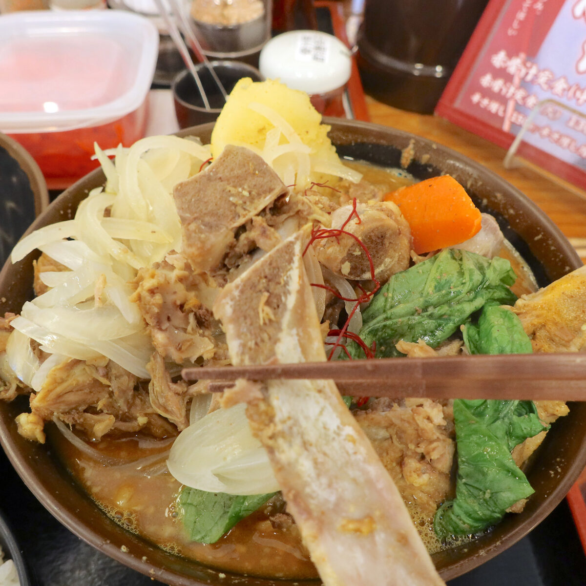 骨を抜くところから