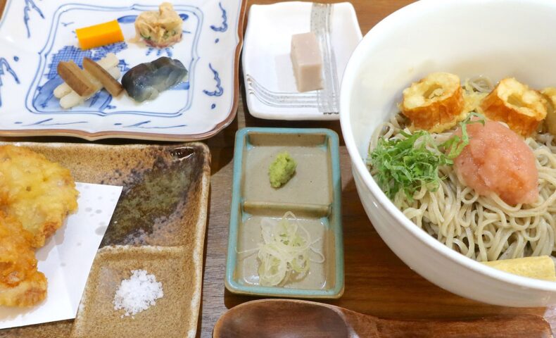 那覇・おもろまち「目白大村庵 那覇店」で夏にスッキリ! 梅おろしそば&鶏天