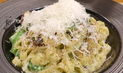 那覇・古島「ISLE PASTA(アイルパスタ)」でタコとインゲンのジェノベーゼ+島ダコマリネのサラダ