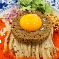 那覇・古島「自家製麺 三竹寿」で食べごたえのある自家製麺とスパイス感がおいしい限定・冷やし担々麺