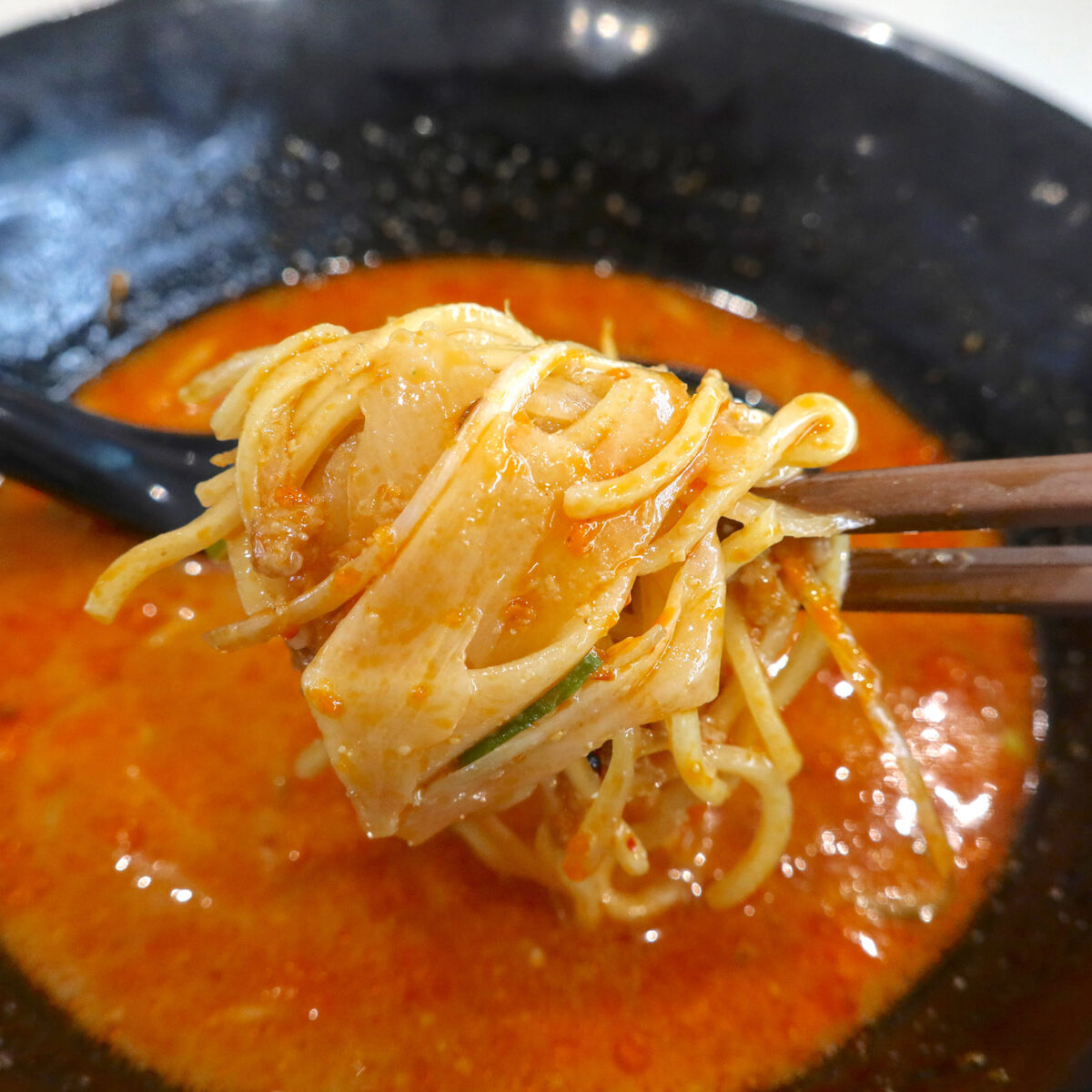 さらにガリで酸味と食感をプラス