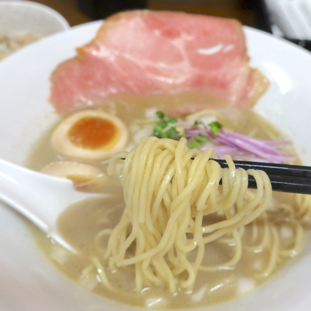 ぱっつん麺のよき食感