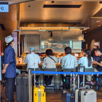 羽田のランチはお子サマーとふたり「元祖寿司 羽田空港第2ターミナル店」 で鰯がうまい