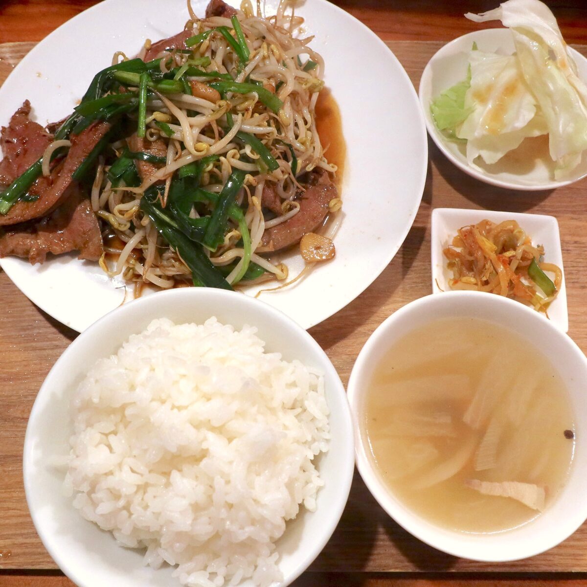 レバニラ炒めセット（1,300円）