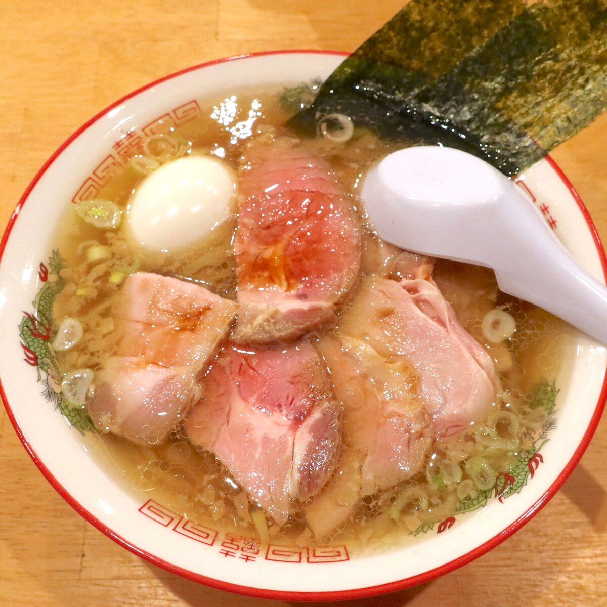 手揉み肉中華 味玉入り(1,250円)