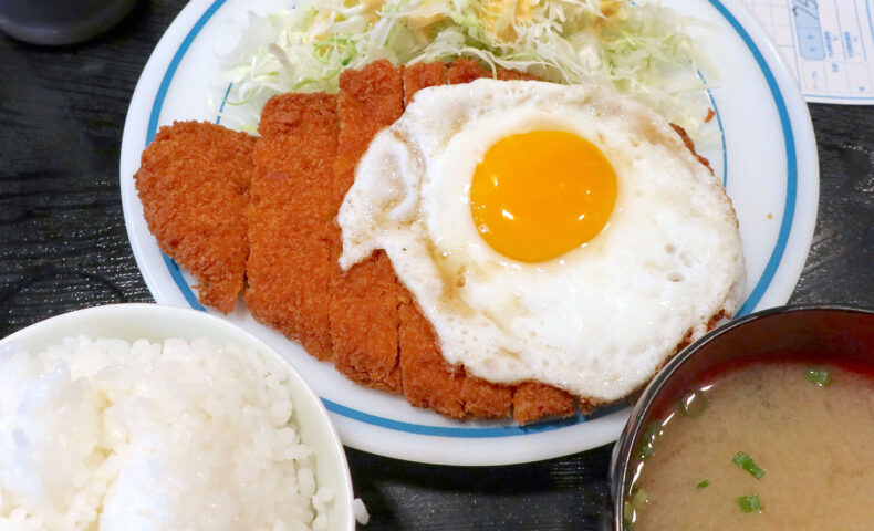 これはおじさんが虜になっちゃう食堂! 浦添「味処おまけ」で鶏カツ定食