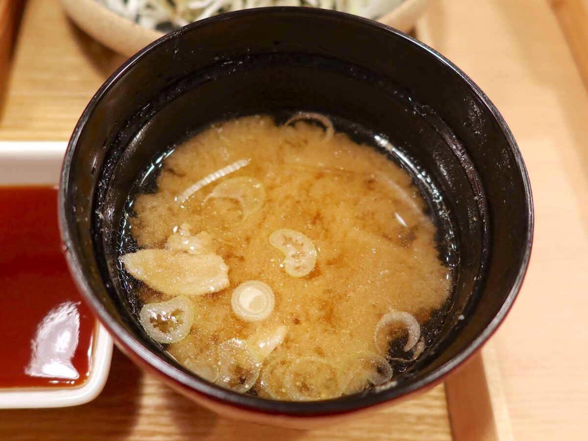 とんかつ太郎の豚汁