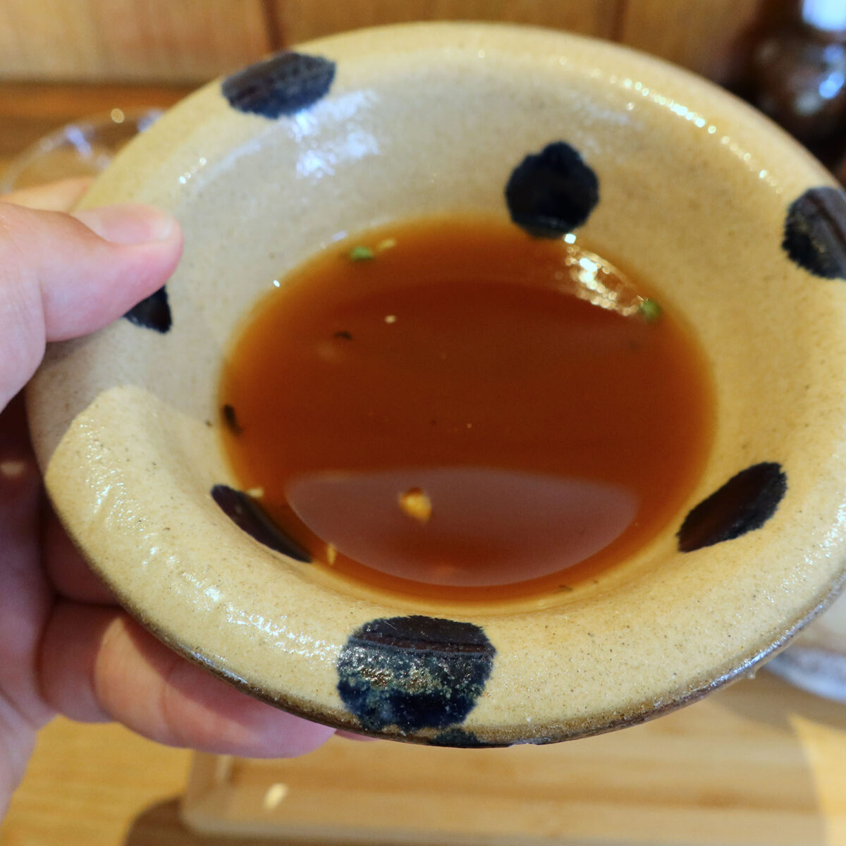 生にんにく唐辛子を入れて