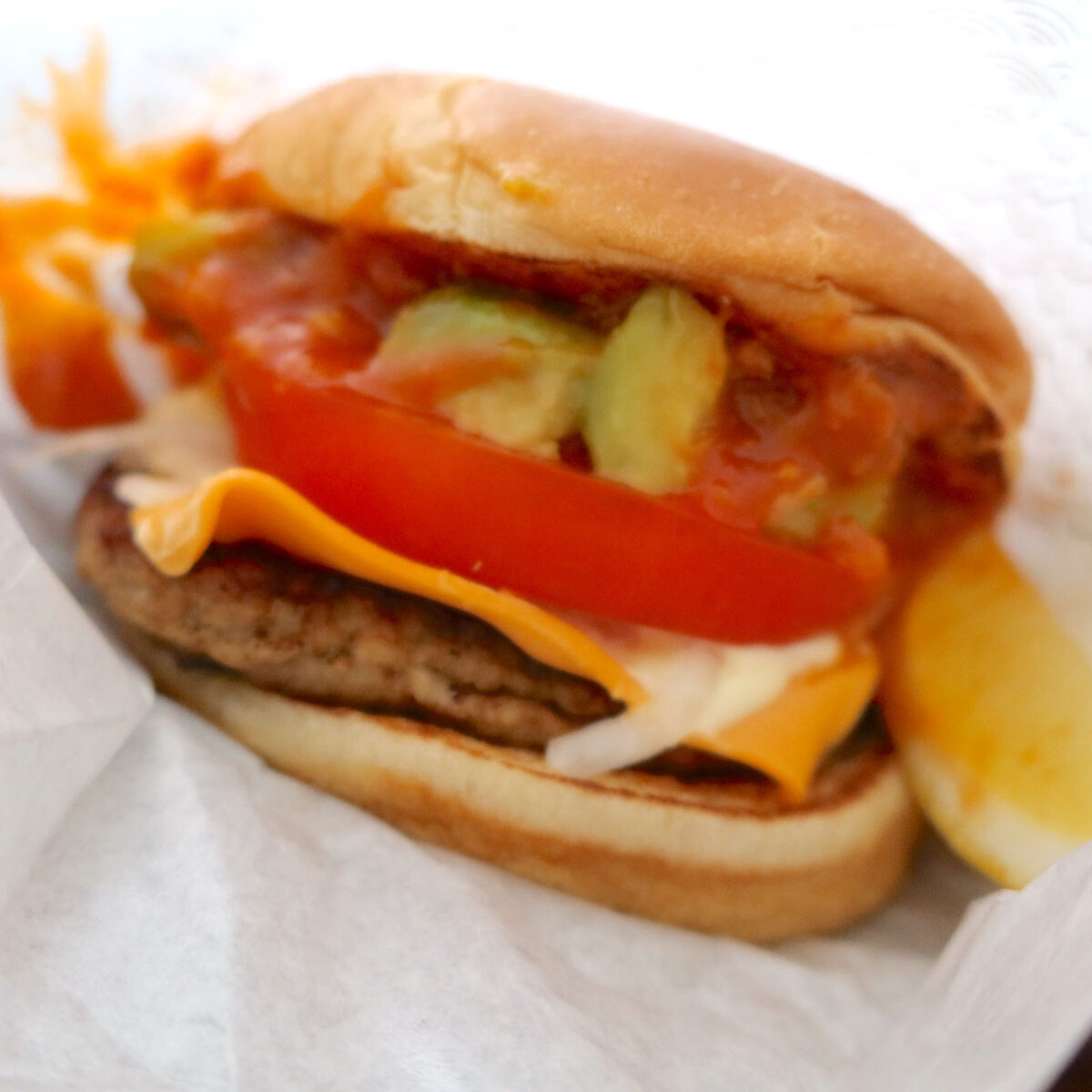 アボカドタコスバーガー（610円）