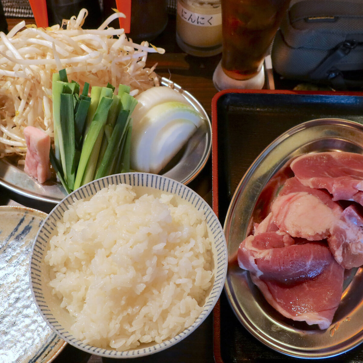 長谷川成吉思汗ランチ（1,738円）＋野菜（308円）