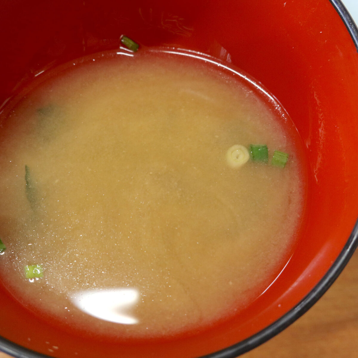 味噌汁の具は少ない