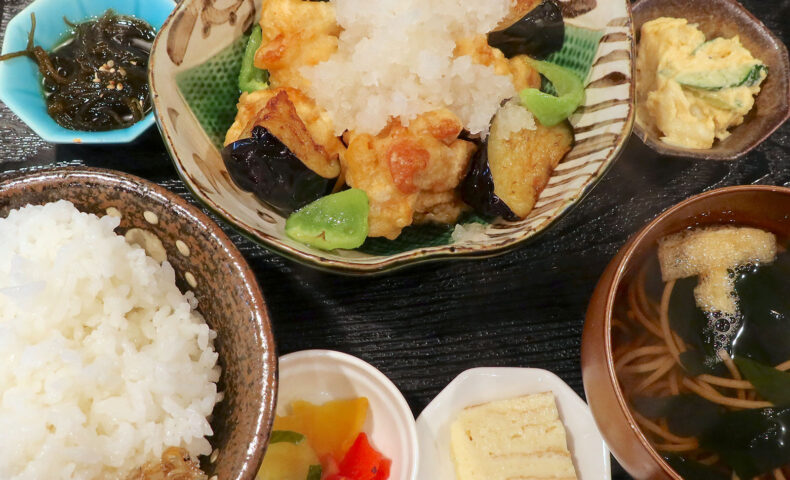那覇の美味しい和定食！ 「noroshi」で鶏唐揚と茄子のさっぱりおろしあえ定食