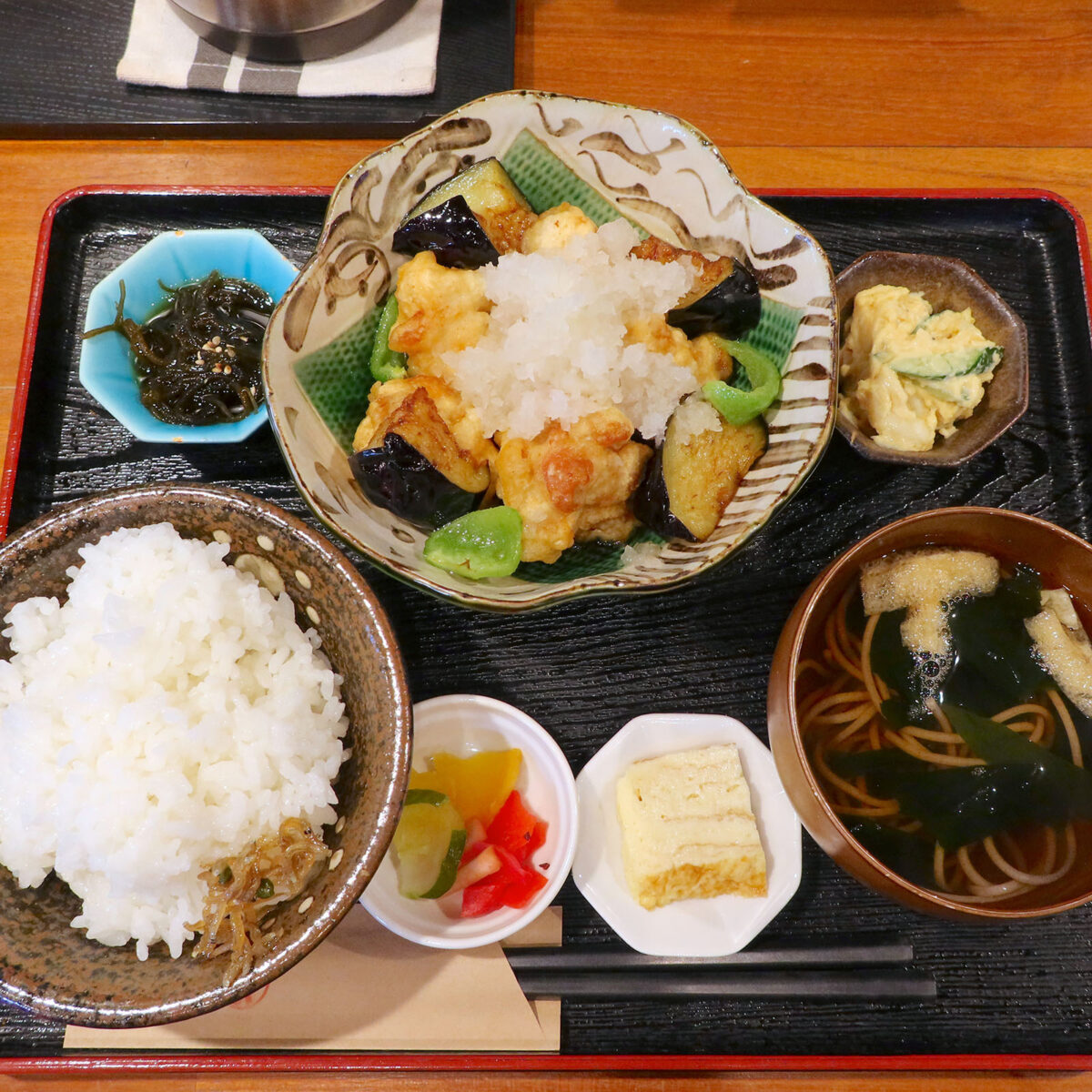 鶏唐揚と茄子のさっぱりおろしあえ定食（1,200円）