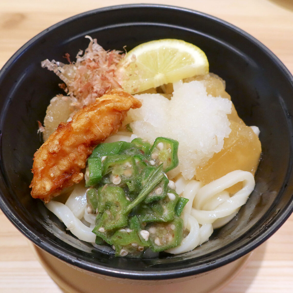 混ぜて冷やすとり天おろしうどん（430円）