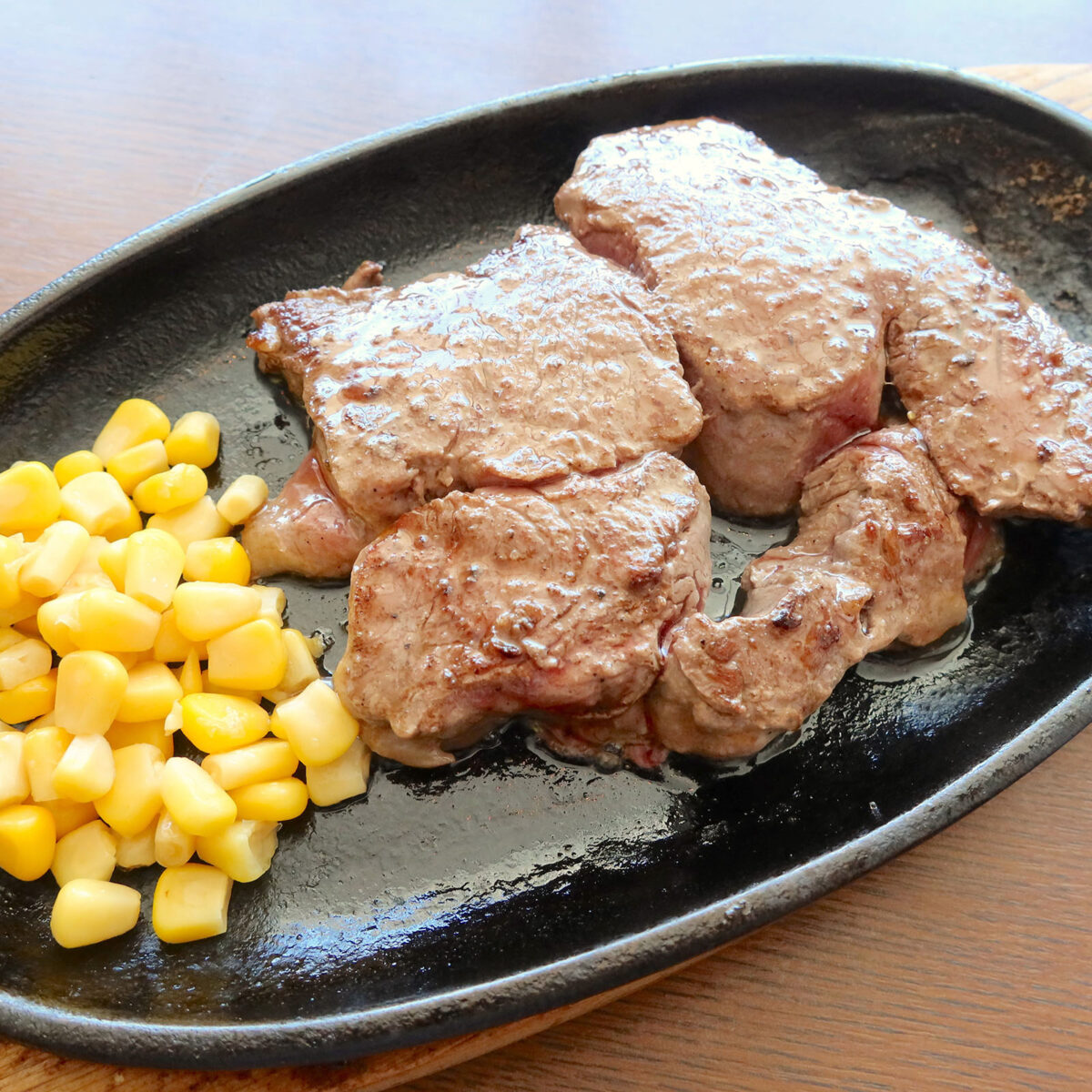 馬肉テンダーロインステーキ 200g（2,728円）