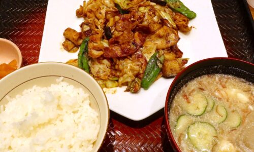 「大戸屋」のスパイス香る 辛旨ごはん・七椒香る 豚と茄子の回鍋肉＆麦みそ冷や汁