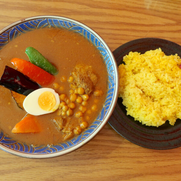 軟骨ソーキカレー（1,480円）＋豆トッピング（100円）