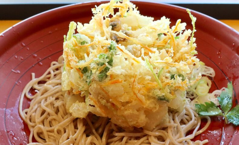 千葉・市原サービスエリア下り「蕎麦蔵 結」であさりかき揚げ蕎麦(冷)