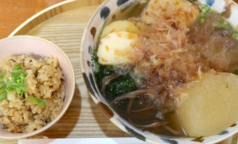 浦添「沖縄華そば」で麺＆スープ＆お肉が選べる華そば＋半じゅーしー