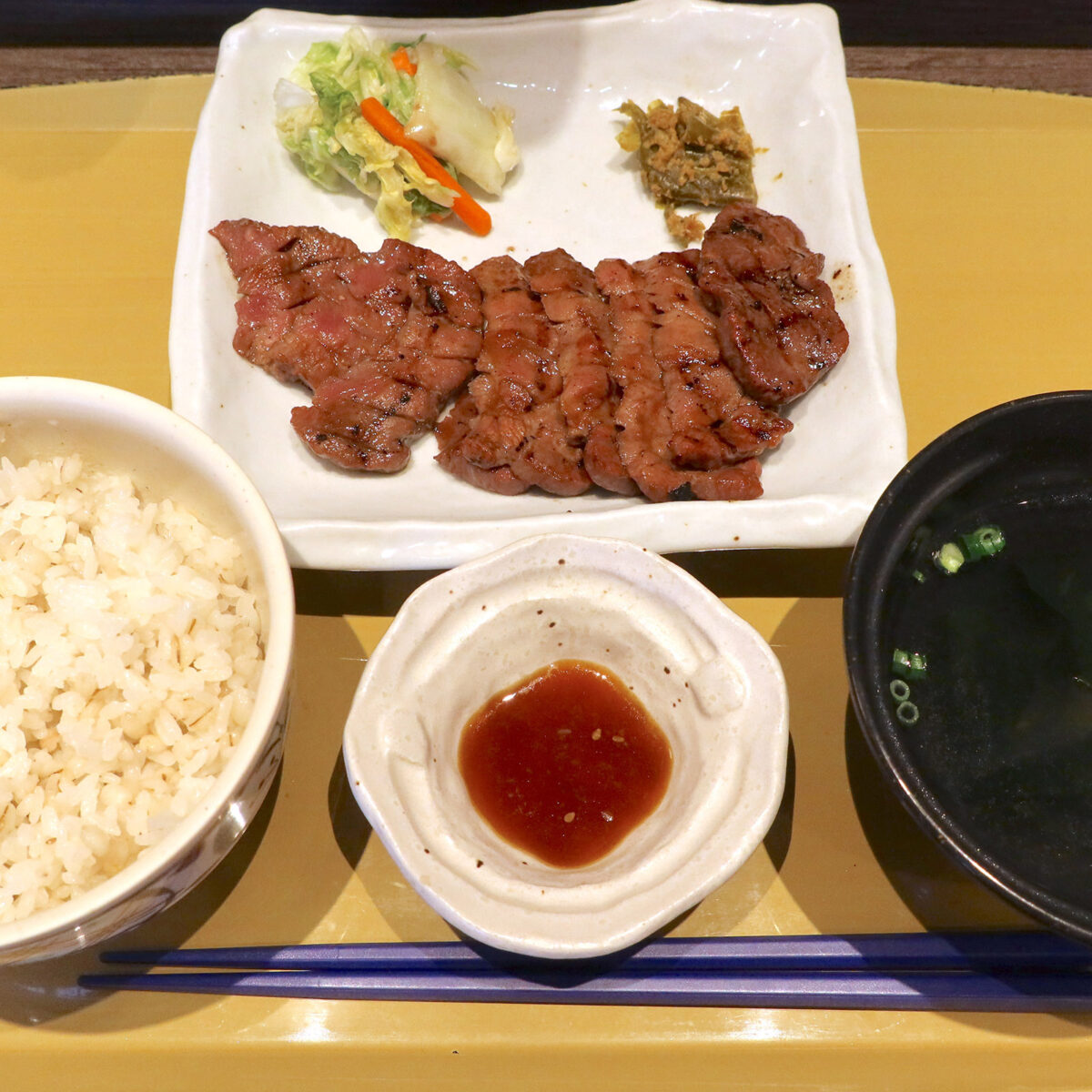 厚切り牛タン御膳(1,880円)